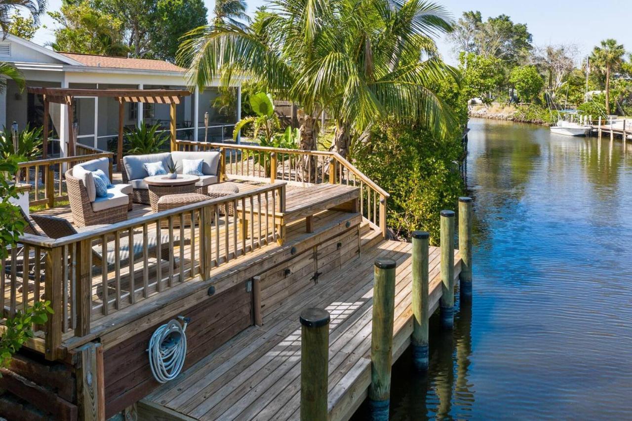 Boaters Bayshore Bungalow เนเปิลส์ ภายนอก รูปภาพ