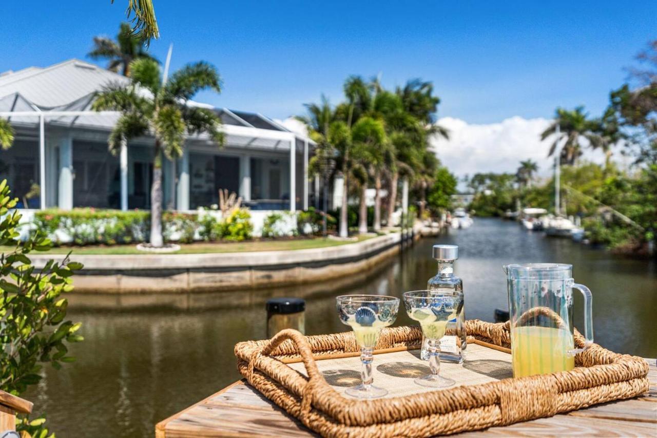 Boaters Bayshore Bungalow เนเปิลส์ ภายนอก รูปภาพ