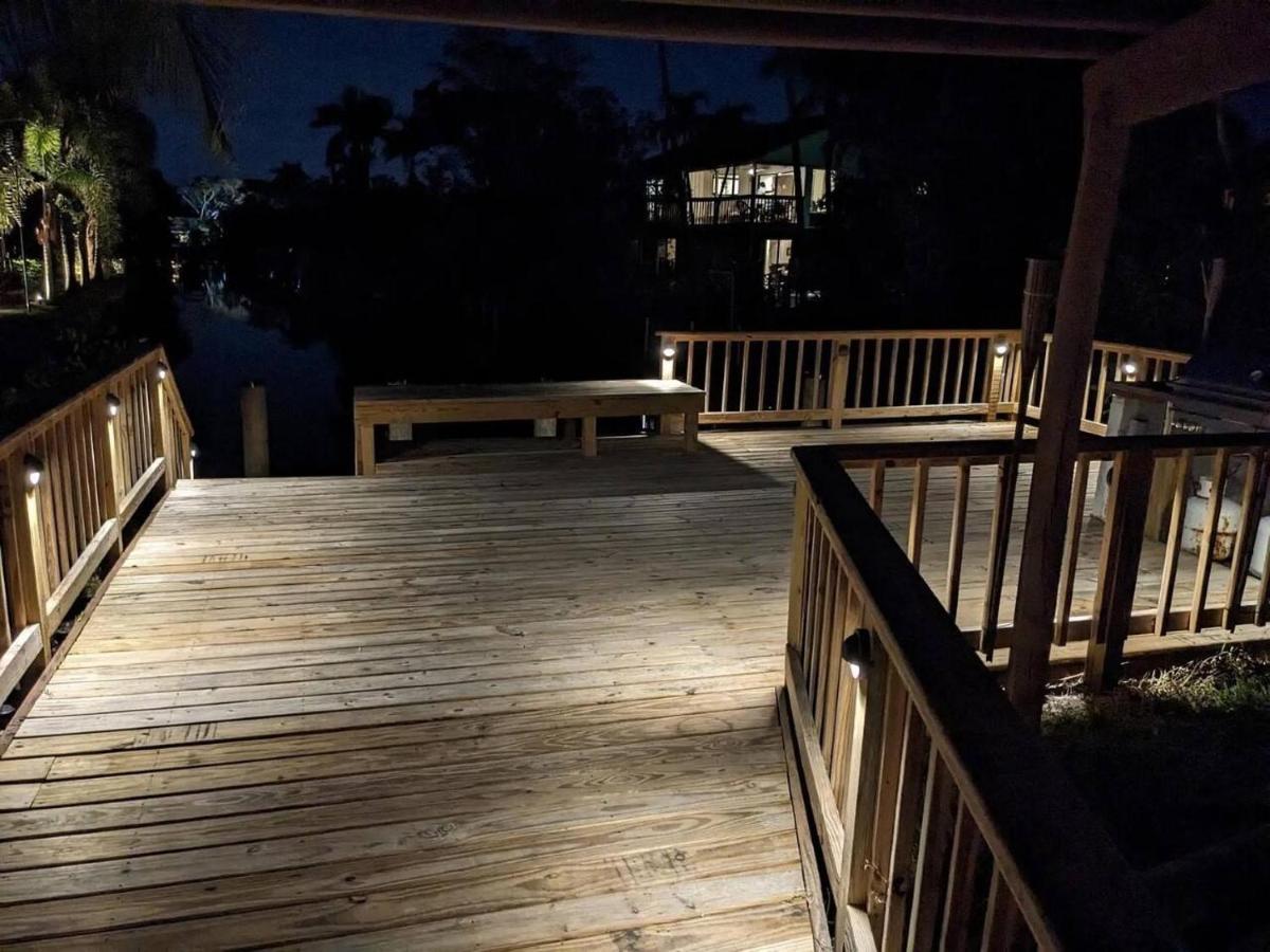 Boaters Bayshore Bungalow เนเปิลส์ ภายนอก รูปภาพ